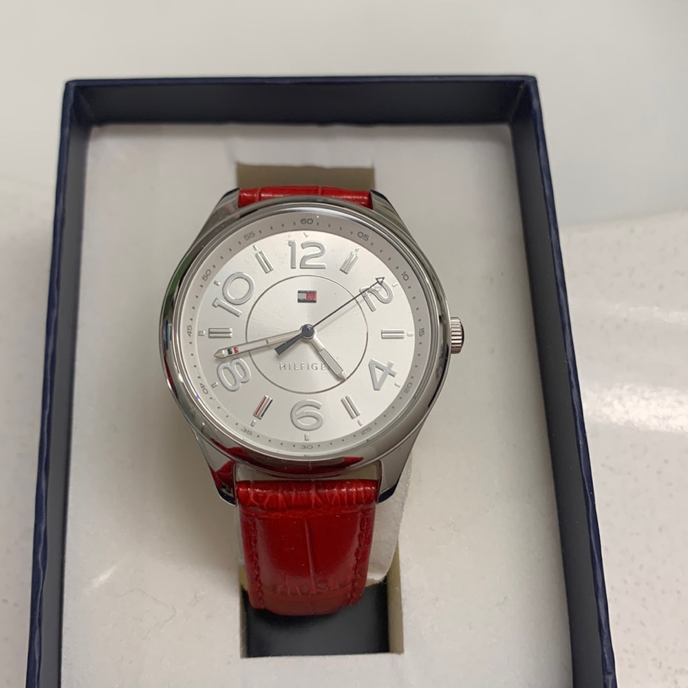 Tommy Hilfiger women’s Watch